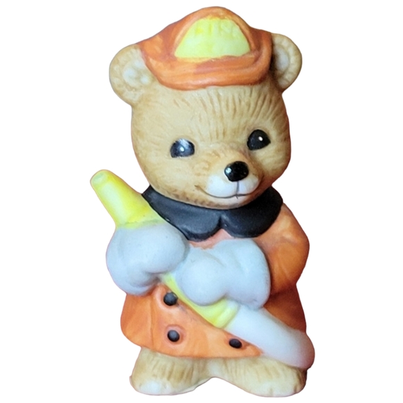Vtg Mini HOMCO Professional Porcelain Bear Figurine Series #8820 The Fireman - Picture 1 of 5